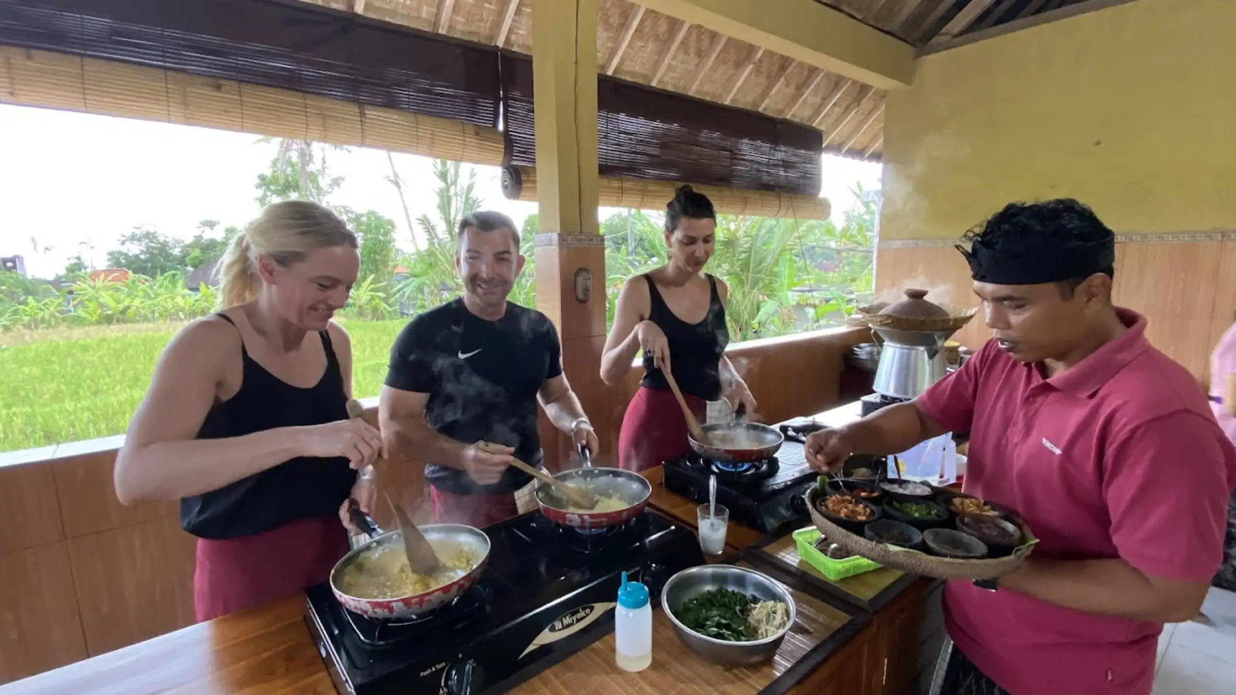 Ubud cooking class and market